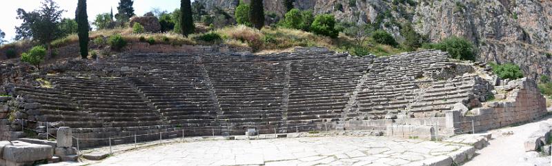 P1000540-2.JPG -   Panorama vom Theater in Delphi    JAVA/Flash   QuickTime  
